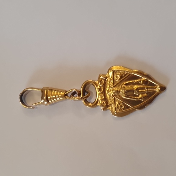 Auth Gucci Charm - Picture 2 of 4